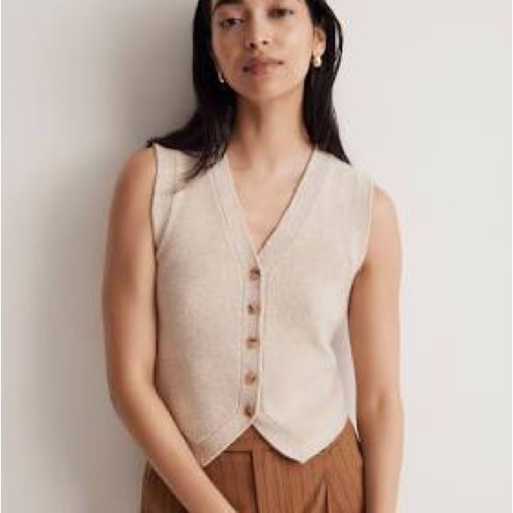 Madewell Tan Sweater Vest Size L - Like New!